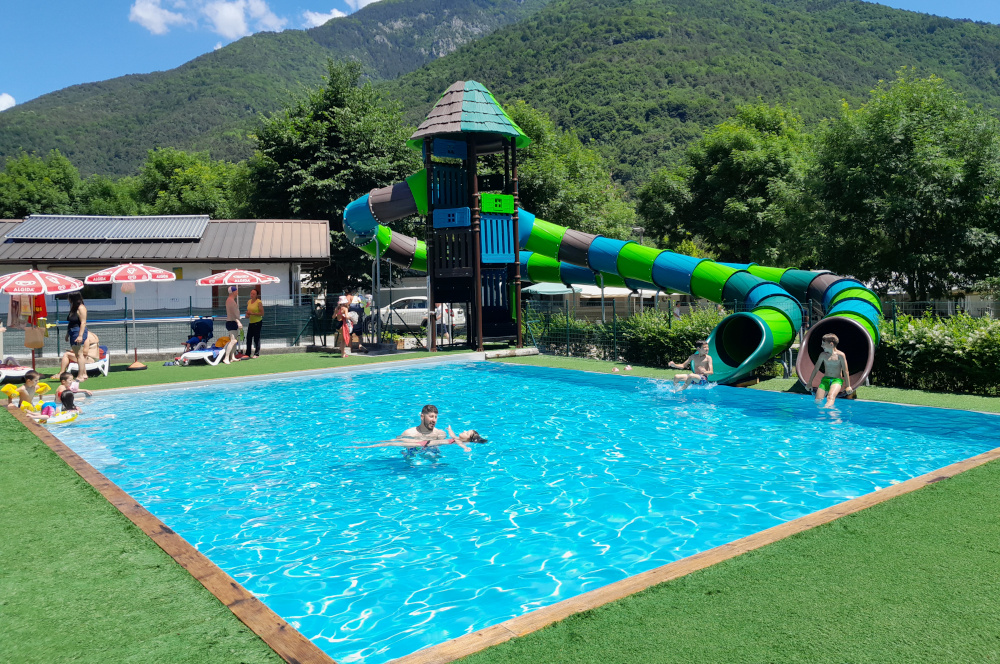 Camping Azzurro - la tua vacanza funny sul Lago di Ledro
