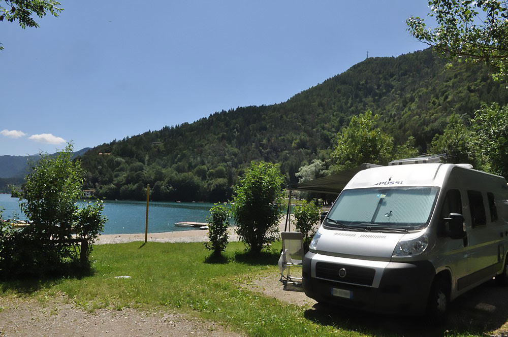 Camping Azzurro - la tua vacanza sul Lago di Ledro